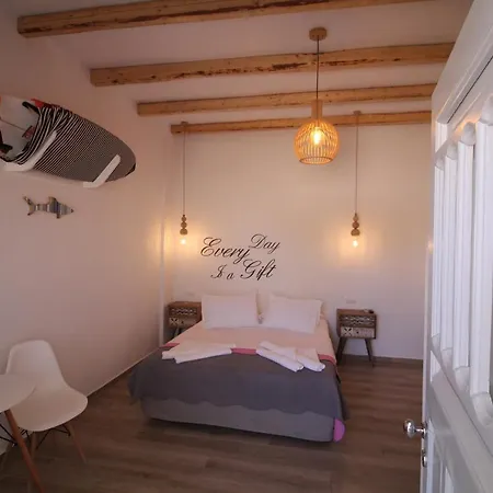 Flisvos Beach Surf House Naxos City